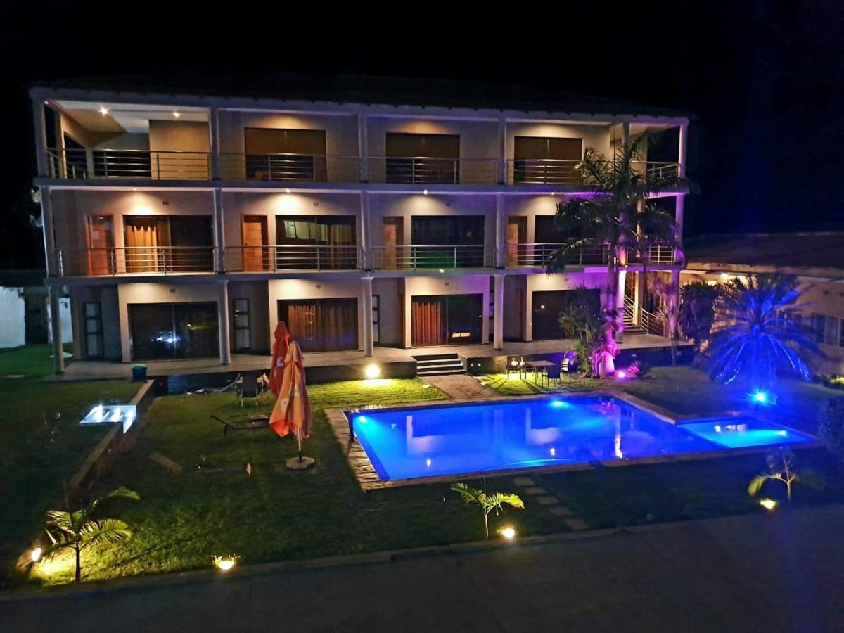 Hotel Gani Manjacaze Luaran gambar
